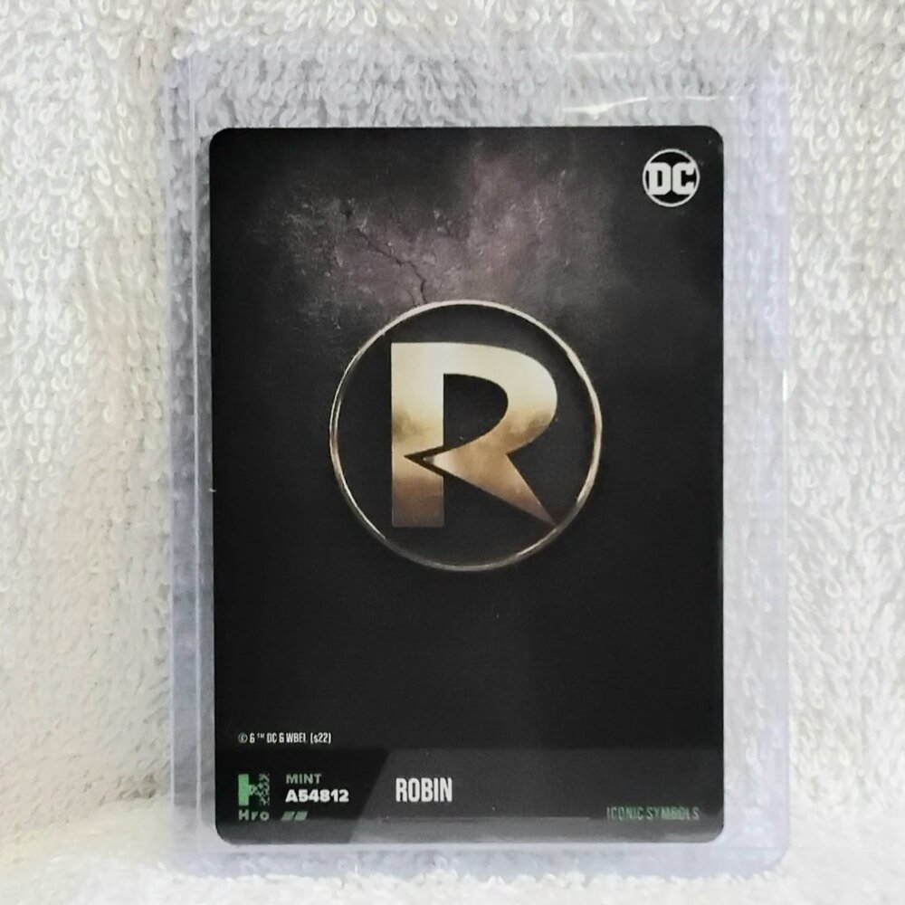 5/$20 Mint 2022 Hro Hybrid Robin DC Logo Card A54812!!